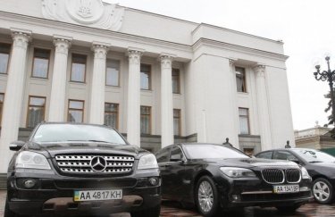 Депутаты "Самопомощи" и "Батькивщины" больше остальных пользуются автомобилями Рады