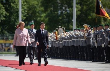 Встреча Владимира Зеленского и Ангелы Меркель в Берлине. Фото: пресс-служба АП