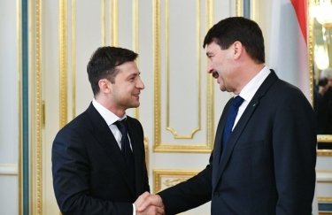 Президент Венгрии назвал обнадеживающими первые переговоры с Зеленским