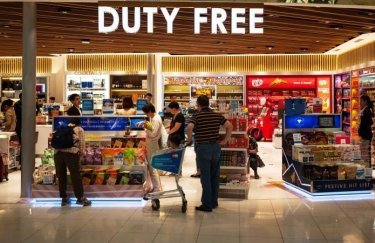 Продаж цигарок в duty-free хочуть обмежити. Фото: Мінфін Рада обмежить торгівлю цигарками в duty-free під час воєнного стану