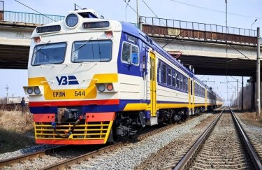 "Укрзалізниця" запускає модернізований електропоїзд між Полтавою та Кременчуком