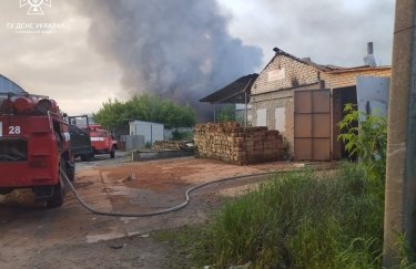 Фото: Главное управление ГСЧС Украины в Харьковской области В результате вражеских обстрелов Харьковщины двое погибших и трое раненых
