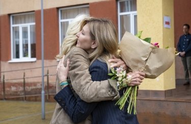 Дружина Байдена відвідала Україну та зустрілася з дружиною Зеленського (ВІДЕО)