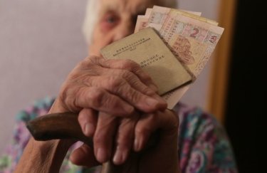 Зеленскому передали на подпись закон о верификации пенсий и субсидий