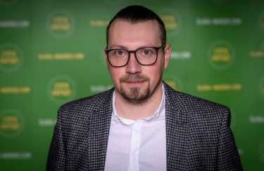 Фото: пресслужба партії "Слуга народу" «Слуга» Віталій Безгін видав довіреність на депутата «Єдиної Росії» щодо свого майна в Криму – ЗМІ