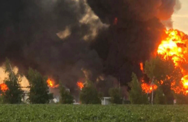 Пожар на нефтебазе в Днепропетровской области, пожар, нефтебаза