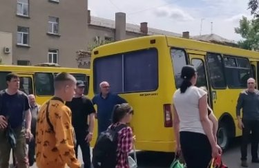 Глава Донецької ОВА закликав мешканців області евакуюватися, "щоб допомогти ЗСУ"