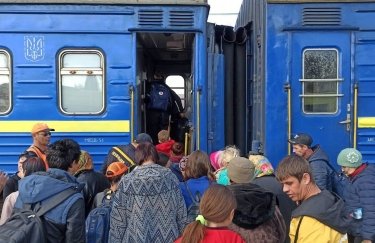 Фото: t.me/UkrzalInfo укрзализныця, поезд, ракетный обстрел, война с россией