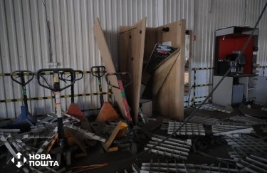Дрон атаковал одно из грузовых отделений "Новой почты". Новая почта