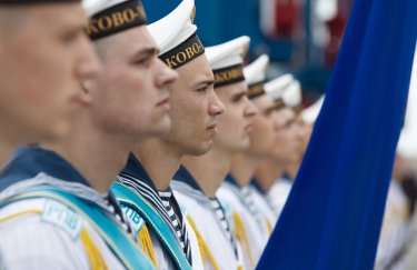 Петиція до Зеленського з вимогою дозволити морякам виїзд з України набрала 25 тисяч голосів