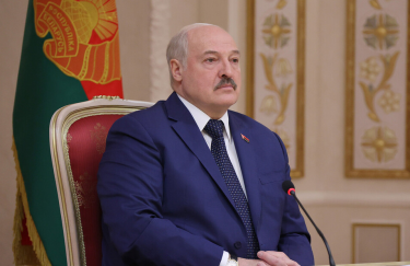 В ОП пригрозили Лукашенко "конкретными последствиями" за "клоунаду" с пожеланием украинцам "мирного неба"