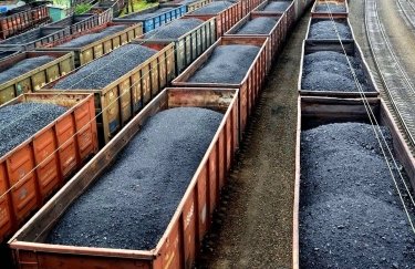 Україна продасть Польщі 100 000 тонн вугілля, попри заборону на його експорт