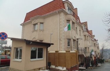 Одна из стран Африки возобновила работу своего посольства в Украине