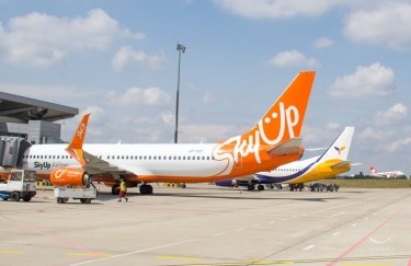 SkyUp возобновляет прямые рейсы из Харькова в Эмираты