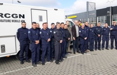 11 апреля в Украину прибыл отряд технических и научных жандармов из Франции
