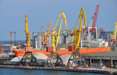 Кабмин утвердил финплан Одесского морского торгового порта