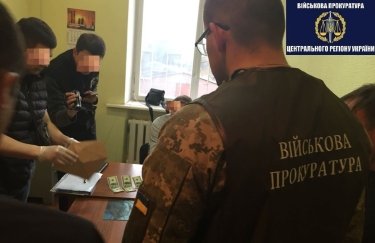 Заммэра Миргорода поймали на взятке в $300