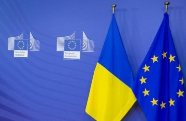 Флаги Украины и ЕС. Фото: Flickr/Петр Порошенко