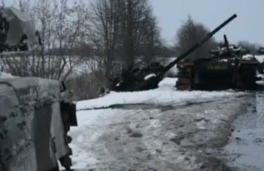 В Харьковской области бойцы ВСУ разбили колонну российской техники (ВИДЕО)