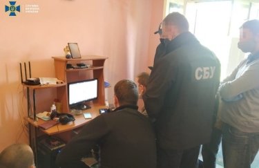 Задержание хакера "Sanix" в Ивано-Франковске. Фото: СБУ