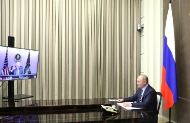 Байден и Путин провели переговоры: в США готовы отвечать на агрессию против Украины санкциями, а РФ во всем винит Киев