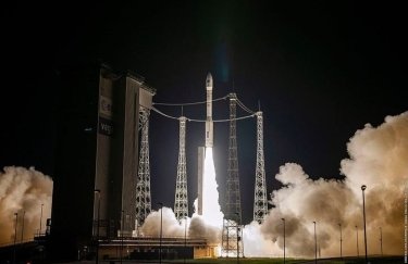 Момент запуска ракеты-носителя Vega. Фото: facebook.com/yuzhnoye