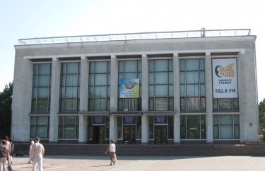 Черкасский академический драмтеатр. Фото: Turzh / Википедия