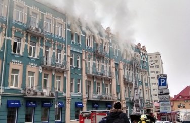 В центре Киева горел ресторан (фото)
