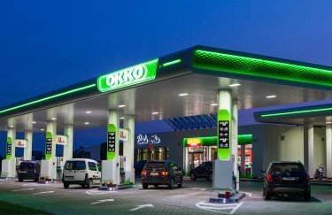ОККО увеличила объем продажи бензина одному покупателю в Киеве и области до 50 литров.  Дизель — без ограничений
