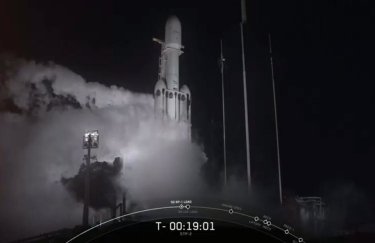 SpaceX запустила на орбиту Falcon Heavy с 24 спутниками