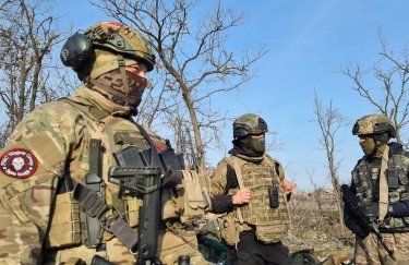 Основной задачей этих курсов подготовки будет передача боевого опыта. В Беларуси "вагнеровцы" будут тренировать белорусских спецназовцев