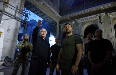 Владимир Зеленский в Спасо-Преображенском соборе в Одессе Фото: пресс-служба президента Владимир Зеленский, Спасо-Преображенский собор, одесса