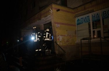 Пожар в общежитии НАУ. Фото: "Информатор"