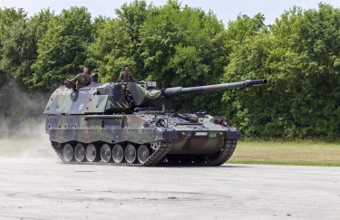 Германия опубликовала список вооружения, которое передаст Украине: гаубицы уже поступили