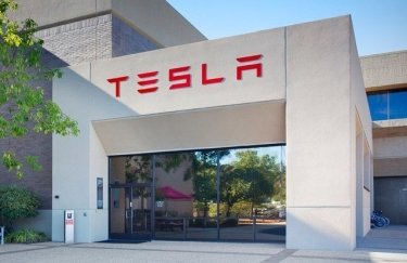 Tesla Motors намерена сократить 9% сотрудников