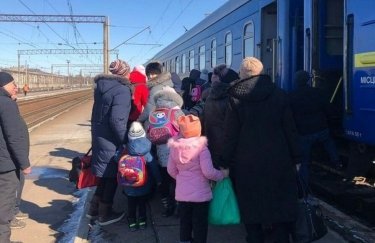 Мер Лозової закликав городян евакуюватися через підвищення ризиків атак з повітря та спростував злам свого Facebook