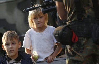 Депортация украинских детей. Фото: росСМИ