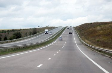 Між Києвом та Полтавою відновили сполучення дорогою М-03