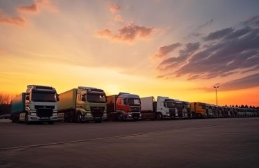 Поляки обмежили пропуск українських вантажівок через кордон: Україна поскаржилася в Єврокомісію