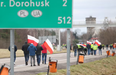 Польские фермеры обещают пропустить все грузовики на одном из пунктов пропуска