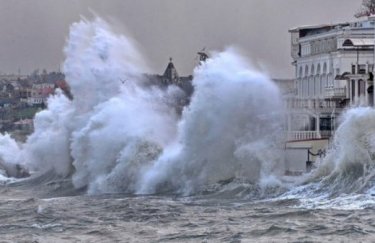 В Крыму произошел шторм: погибли 6 человек (ВИДЕО)
