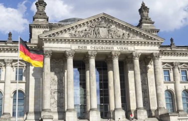 Позиція Німеччини щодо долі заморожених коштів РФ розколює союзників: чого так боїться Берлін