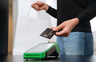Украинский бизнес просит НБУ и Офис Президента предотвратить рост стоимости эквайринга Mastercard и VISA