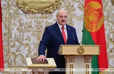 Александр Лукашенко во время тайной инаугурации. Фото: БЕЛТА