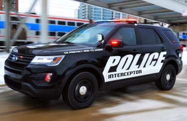 Ford получил права на патент беспилотного автомобиля для полицейских