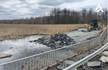 "Укравтодор" очистил около 500 км автодорог в Киевской, Сумской и Черниговской областях