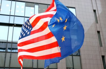 Глава Еврокомиссии поедет в США "предотвращать торговую войну"
