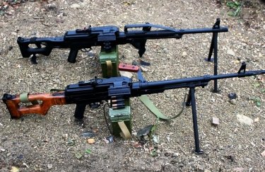Больше всего стрелкового оружия Украина продает в США