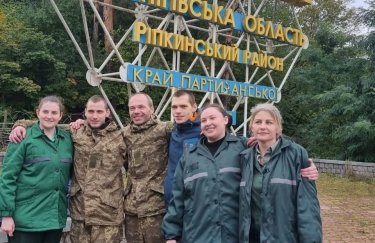 Україна повернула ще чотирьох морпіхів та двох цивільних з російського полону