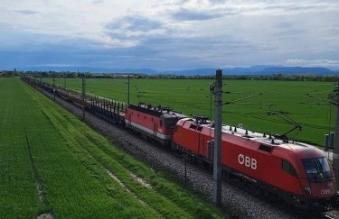Фото: пресс-служба УЗ "Укрзалізниця" получила первую партию австрийских рельсов